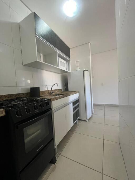 Apartamento Em Ubatuba! A 100M Da Praia! Экстерьер фото