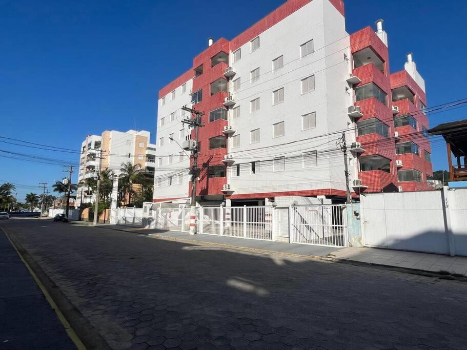 Apartamento Em Ubatuba! A 100M Da Praia! Экстерьер фото